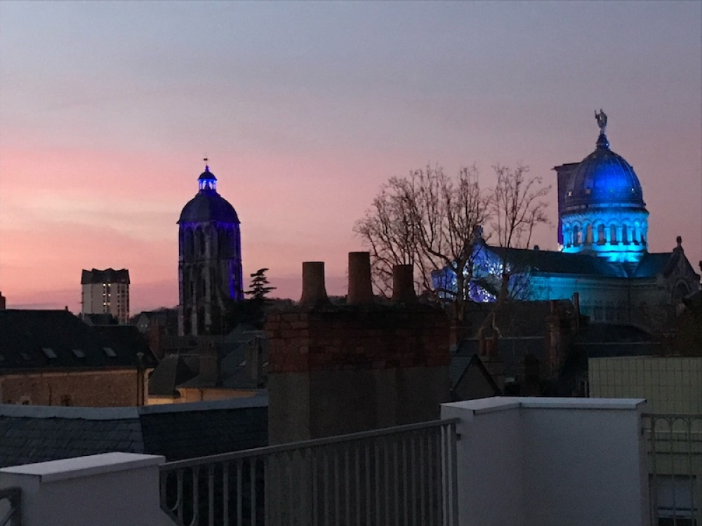 Exceptionnel appartement T7 de 200m2 avec terrasses, garages et ascenseur